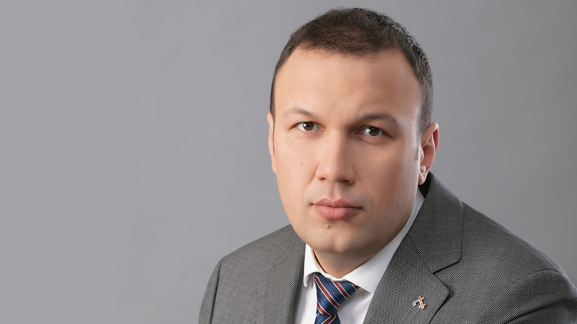 Александр Фролов