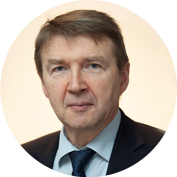 Валентин Макаров