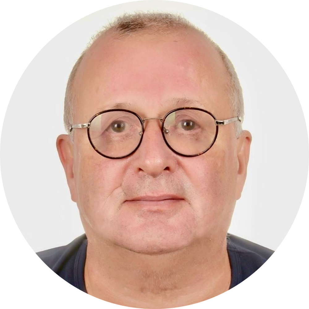 Илья Смирнов