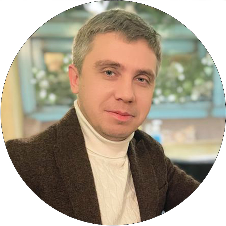 Максим Шестериков
