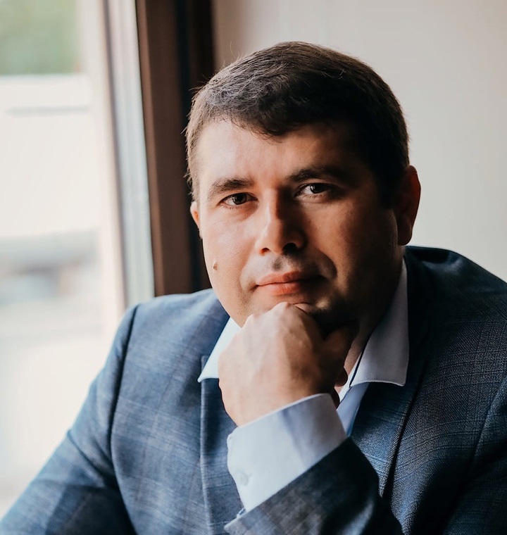 Виктор Антропов