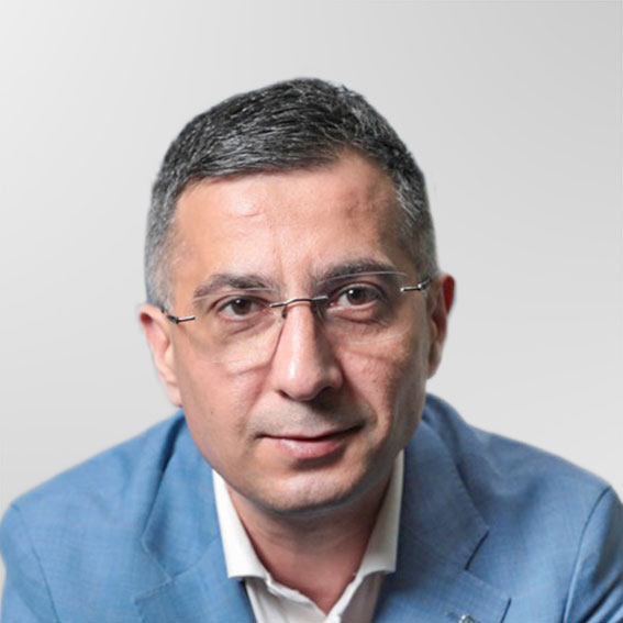 Арарат Согомонян